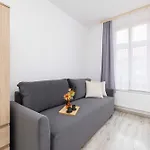 Cosy And Modern In Center By Renters *