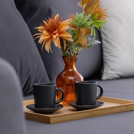 Cosy And Modern In Center By Renters Apartment *