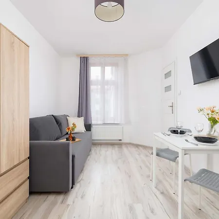Cosy And Modern In Center By Renters *